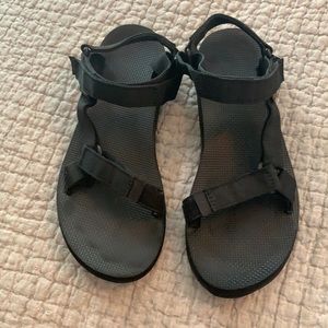 Teva Size 10 Black Sandels